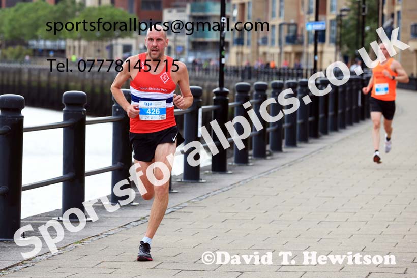 Bridges of the Tyne 5 Mile Road Race, Newcastle Quayside.  Photo: David T. Hewitson/Sports for All Pics